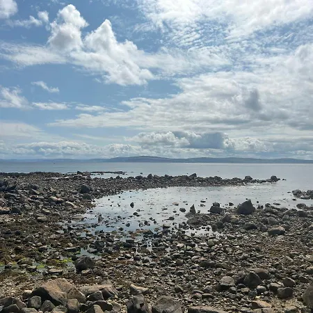 Ocean View House -connemarra بيت للعطل *