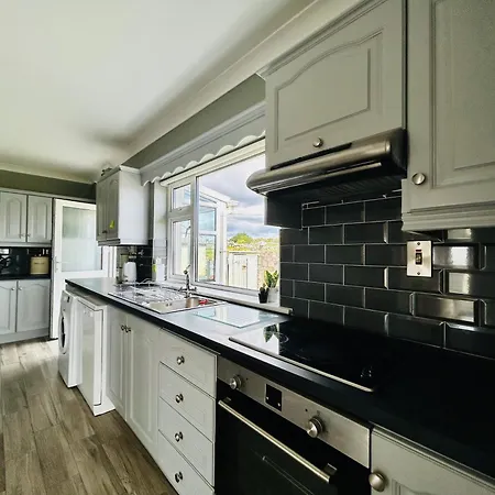 Ocean View House -connemarra *